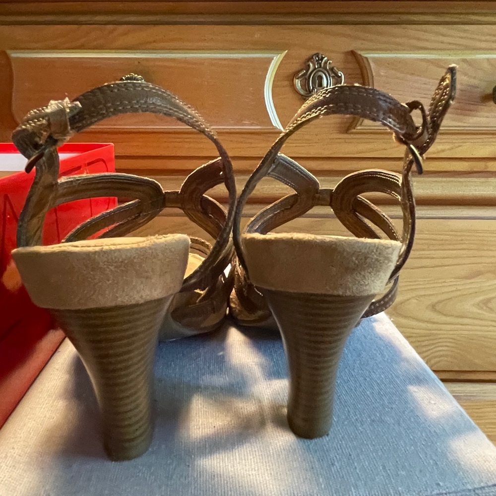 Tan Strappy High Heel Sandal - Arrosoles Headliner View 3